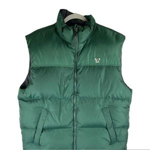 American Eagle Outfitters Men's
Nylon Full zip Green Puffer VestJacket
Sz M